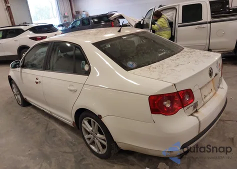 2007 Volkswagen Jetta z USA, uszkodzony, nr VIN 3VWGF71K77M125393